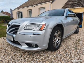 vend ou échange lancia thema 3l v6