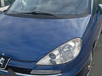 peugeot 807 bleu marine 2.0 hdi – 2004 – 272 000 km – aménagé van – 6 places