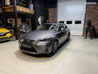 lexus is luxe 300h 223 cv - entretien lexus toit ouvrant