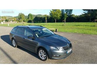 voiture skoda octavia combi 1.6 tdi business
