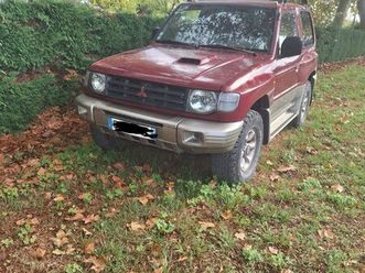 mitsubishi pajero 2