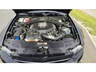 ford mustang 5.0 v8 california spécial