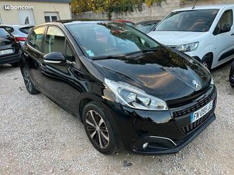 peugeot 208 active gps toit panoramique phase 2 82cv 106000km