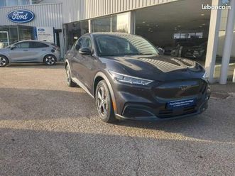 ford mustang mach-e 294ch extended range 99kwh 7cv