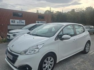 peugeot 208 societe essence 22mkm 1.2 vti 82 cv premium pack garantie 1 an excellent etat prix affiche ttc