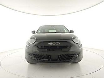 600 1.2 hybrid la prima 110cv auto