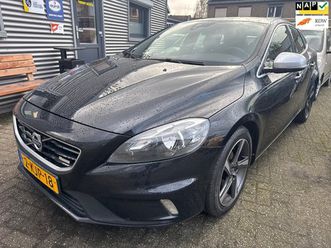 volvo v40 - 1.6 d2 r-design