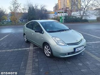 toyota prius 1.5 vvt-i sol