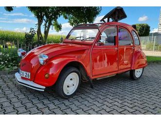 ente 2cv 6 club in schönem zustand mit extras