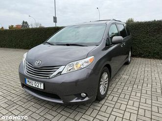 toyota sienna 3.5 v6 se