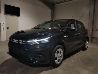 dacia sandero essential tce 90 ps klima-dab-led-tem...