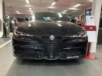 giulia 2.0 sprint edition q4 at8