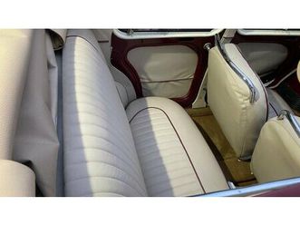 1952 renault 4cv decouvrable rouge foncé manuel, 3 vitess...