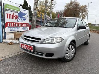 chevrolet lacetti 1.4 16v star ac vezetett szervizkönyv! vezérlés lecserélve! klíma!