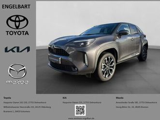 toyota yaris cross team deutschland navi led apple carp