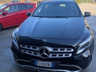 MERCEDES GLA GLA 180 mercedes-benz-gla-180-sport-benzina-1-6-2020