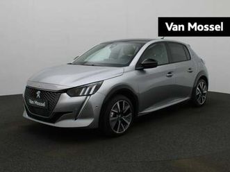 peugeot e-208 5drs. 50kwh (3-fase) gt-line | 1e-eig. | navi | camera | led sfeerlicht | led koplampen | leder / alcantara |