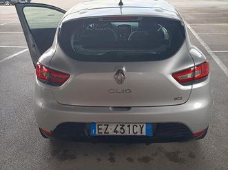auto renault clio