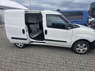 opel combo d van 1,3 diesel 2017r, jak nowy, maly przebieg mikolów centrum • olx.pl