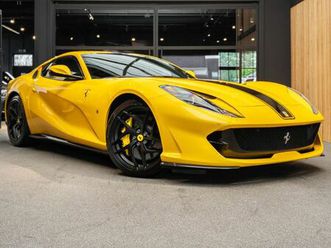 ferrari 812 v12 superfast hele atelier full carbon 6.5 v
