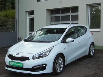 kia cee'd 1.4 cvvt ex limited szervízkönyv-klíma-ülés és kormány fűtés-104.500km