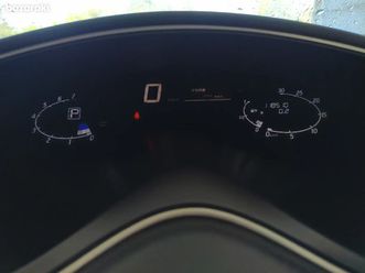 nissan serena 2,0l 2011