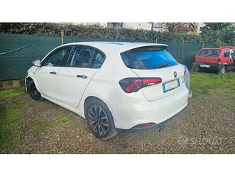 fiat tipo 1.4 120cv lounge lievemente incidentata