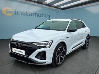 audi q8 e-tron 55 s line 300 kw