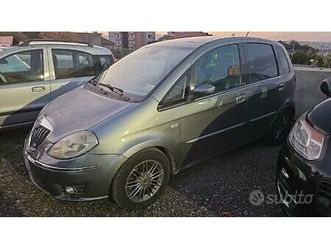 lancia musa 1.3 mjt 95 cv gold