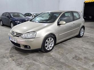 volkswagen - golf 1.6 fsi trendline