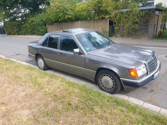 mercedes w124 220e oldtimer