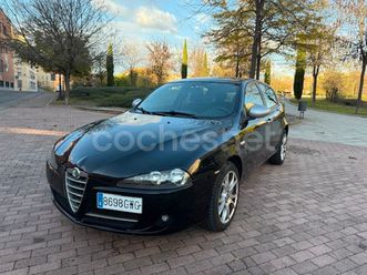 alfa romeo 147 1.6 ts distinctive