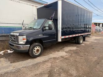 2013 ford econoline commercial