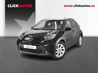 toyota aygo x cross 1.0 72cv play