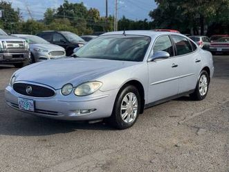 2005 buick lacrosse cx 4dr sedan w/ front and rear head airbags sedan