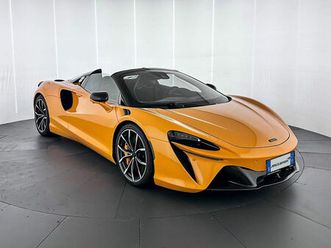 mclaren artura cabrio 3.0 ssg8 del 2024 usata a milano