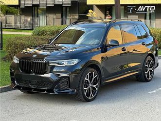 bmw serija x7: m50d-full option-laser-pano-alcantara-zračno-kljuk