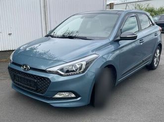 hyundai i20 active panorama / kamera/tüv 0...