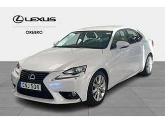 lexus is 300h comfort v-hjul