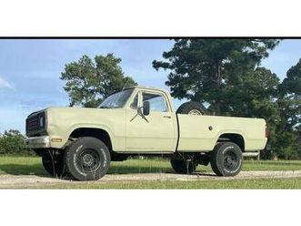 1977 dodge m880