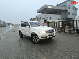 ssangyong rexton rx200e xdi 4x4 ** uvoz ch ** tek reg. automatik