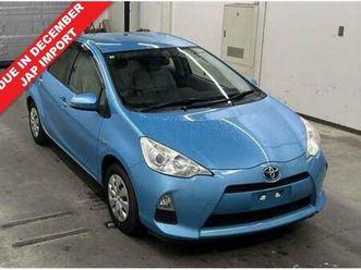 1.5 automatic petrol hybrid blue 5dr super low mileage/ 12 months mot