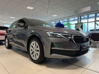 skoda octavia combi 2.0tdi dsg*rfk*ahk*navi*head-up