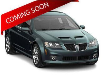 2009 pontiac g8 4dr sdn