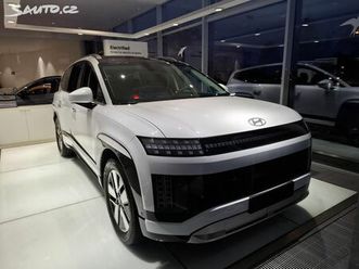 hyundai ioniq 9 7s 110kwh 226kw premium 4x4