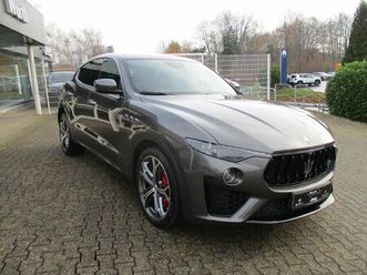 maserati levante modena s q4/panoramadach/standheizung