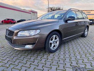 volvo v70 d2 linje svart - leder + navi + zr neu