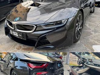 bmw i8 coupe' tre volumi hybrid 231cv