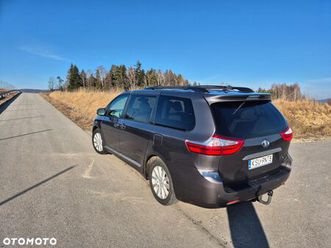 toyota sienna 3.5 v6 limited awd