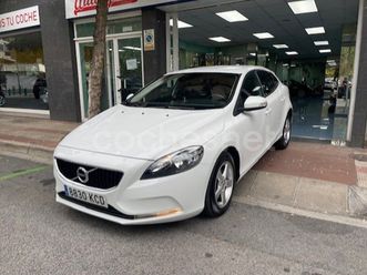 volvo v40 2.0 t2 kinetic